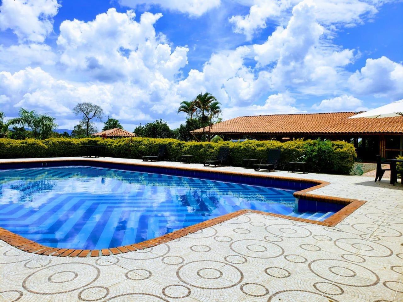 Hotel Campestre Cafe Tropical كويمبايا المظهر الخارجي الصورة
